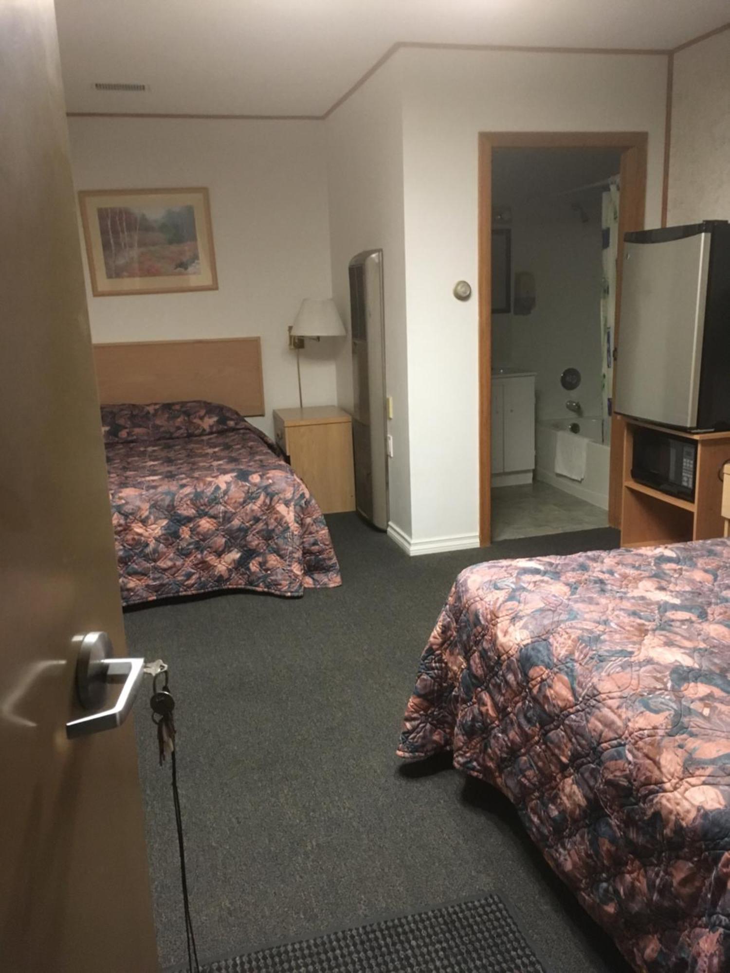 Winkys Motel Estevan Eksteriør billede
